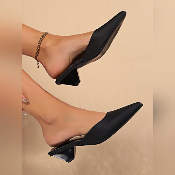 PU Leather Point Toe Sandals - Picture 2 of 4